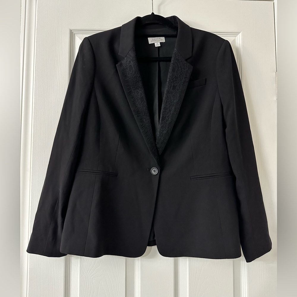 Tahari ASL Women’s Black Lace Collar Blazer Jacket Size 14